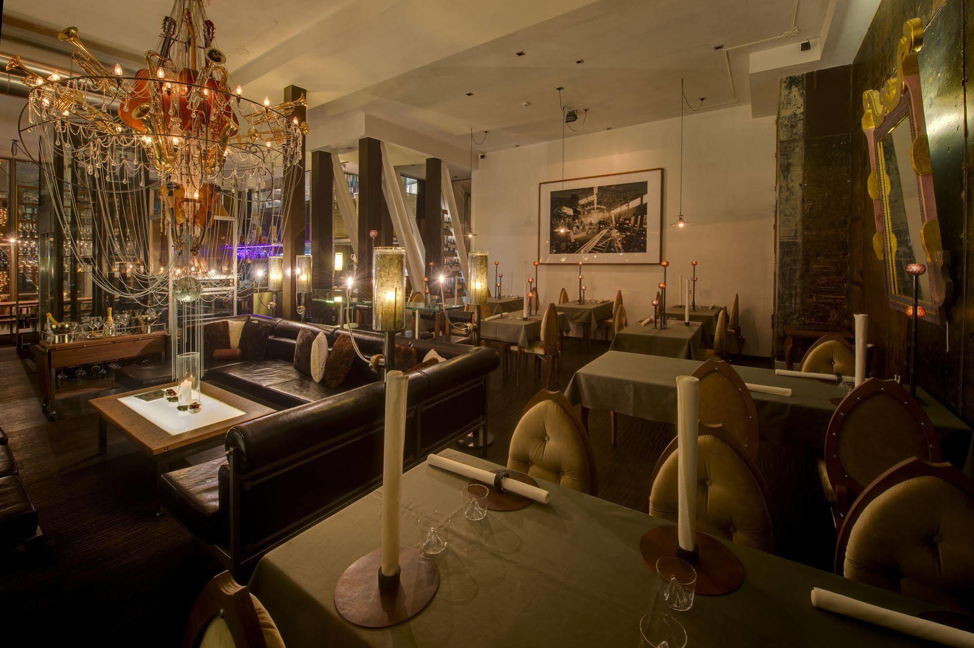 Backstage Boutique Spa Hotel Zermatt Buitenkant foto